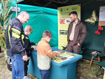 Relacja z Dożynek Powiatu Skierniewickiego w Starej Rawie, 